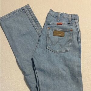 Wrangler Light Wash women’s Straight Jeans